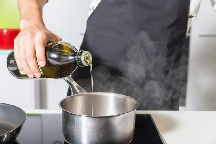 Olive oil on high heat is it safe?