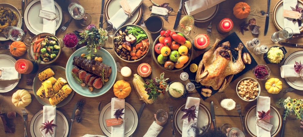 Thanksgiving-dinner-table-stock-2