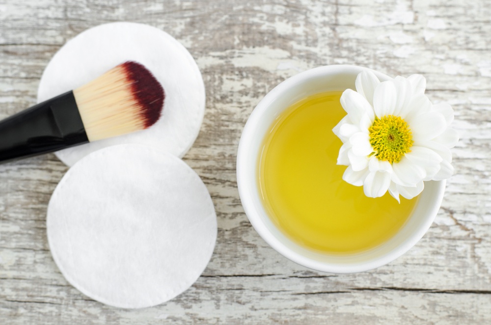 6 Beauty Hacks Using Olive Oil